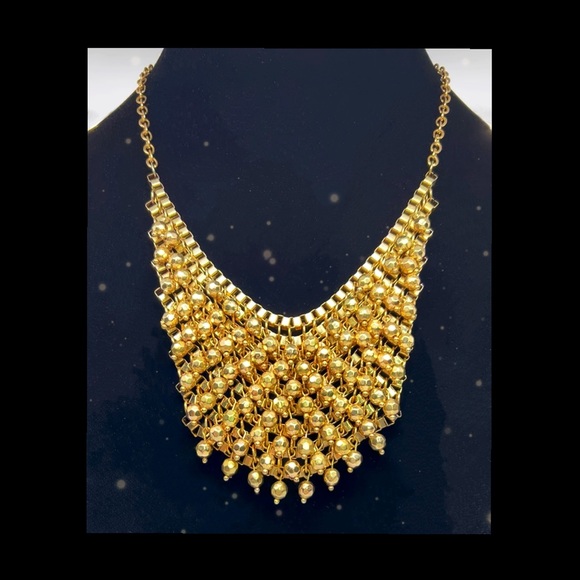 Unmarked Beauty Jewelry - Vintage 1970’s Chainmaille Bib~ Scarf Style Beaded Necklace